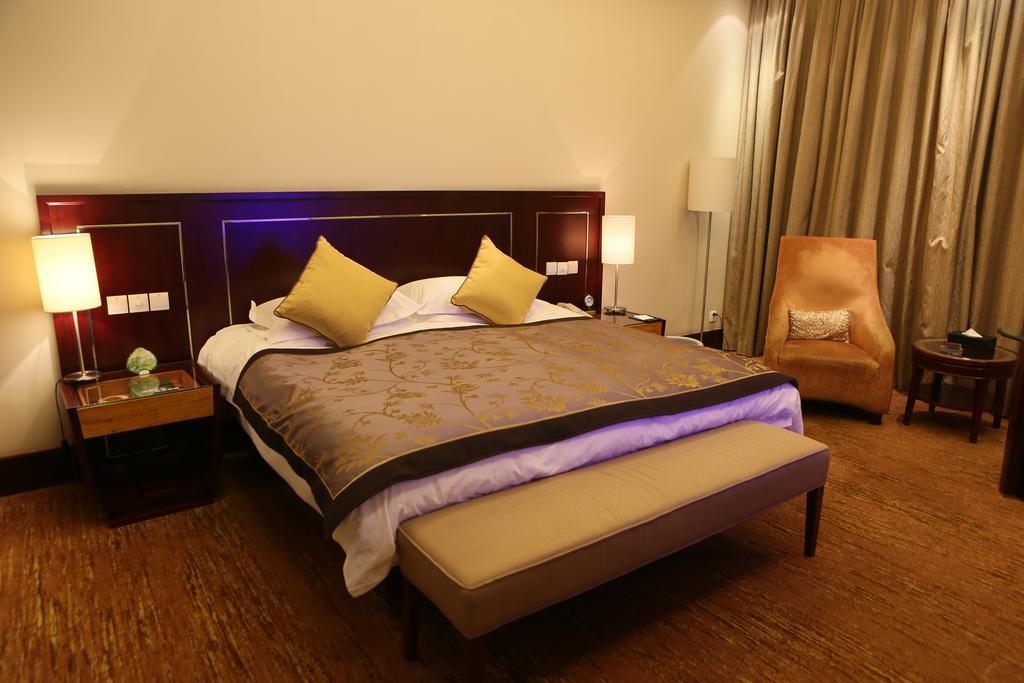 Ningwozhuang Hotel Lanzhou Zimmer foto